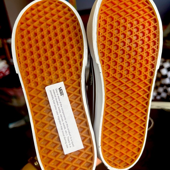 Sk8-Hi Zip Disney Nightmare Before Christmas Vans - Picture 4 of 8